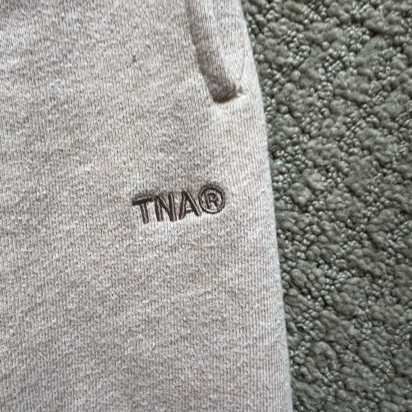 Aritzia Mega Sweat pants - Picture 4 of 4